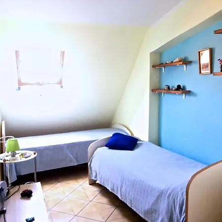 Bright Modern 2 Bed-room Scalea