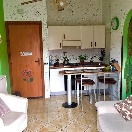 Bright Modern 2 Bed-room